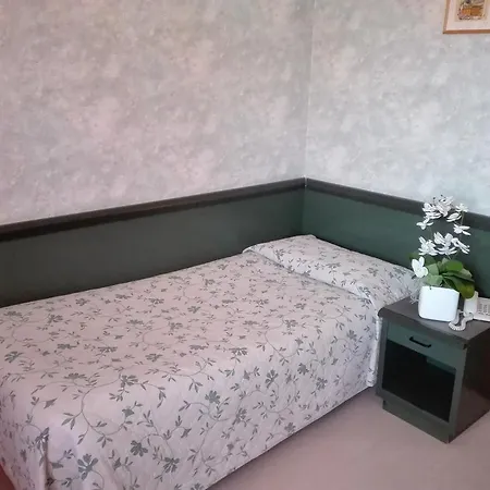 Отель Tanit